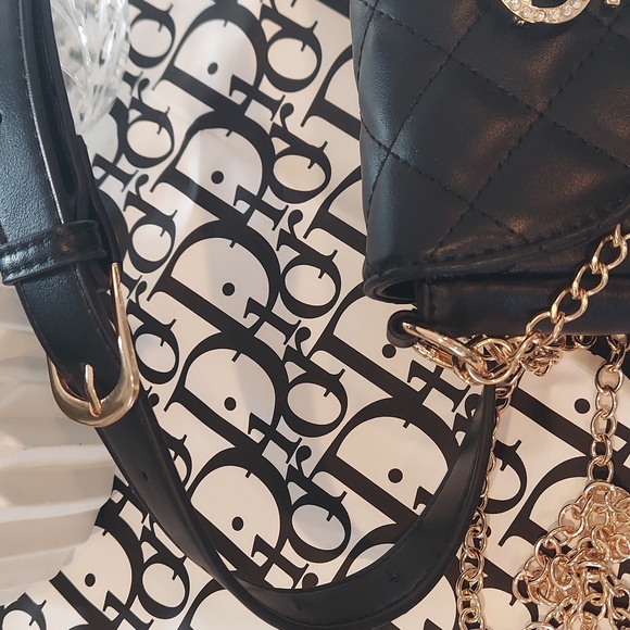 Dior Authentic 100% Silk Twilly with unbranded Beltbag and Chain - Picture 5 of 16